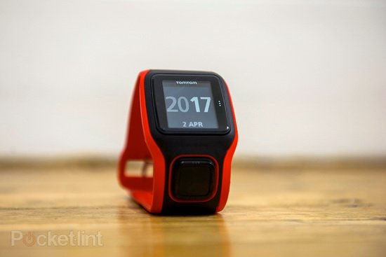 黑白屏手表憑什么賣2500元？運(yùn)動檢測很出色 Multi Sport Cardio 運(yùn)動手表 TomTom 智能手表  第2張