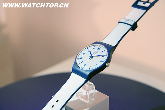 Swatch攜手中國銀聯 推可支付腕表
