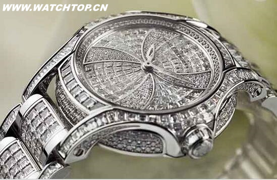 瑰麗圣誕—— 寶齊萊Diva Haute Joaillerie限量珠寶腕表 Diva Haute Joaillerie 圣誕 寶齊萊 珠寶 腕表 熱點動態  第3張