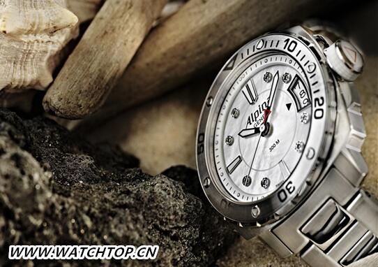 Alpina Diver Midsize 腕表系列 Alpina 腕表 熱點(diǎn)動(dòng)態(tài)  第4張