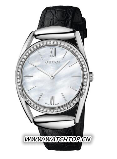 李宇春佩戴Gucci Horsebit鉆石款腕表亮相芭莎之夜 芭莎之夜 Gucci Horsebit 鉆石 李宇春 Gucci 腕表 熱點(diǎn)動(dòng)態(tài)  第2張