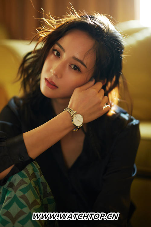 EMPORIO ARMANI品牌摯友張鈞甯優(yōu)雅亮相京東鐘表之夜活動 EMPORIO ARMANI 張鈞甯 行業(yè)資訊  第6張